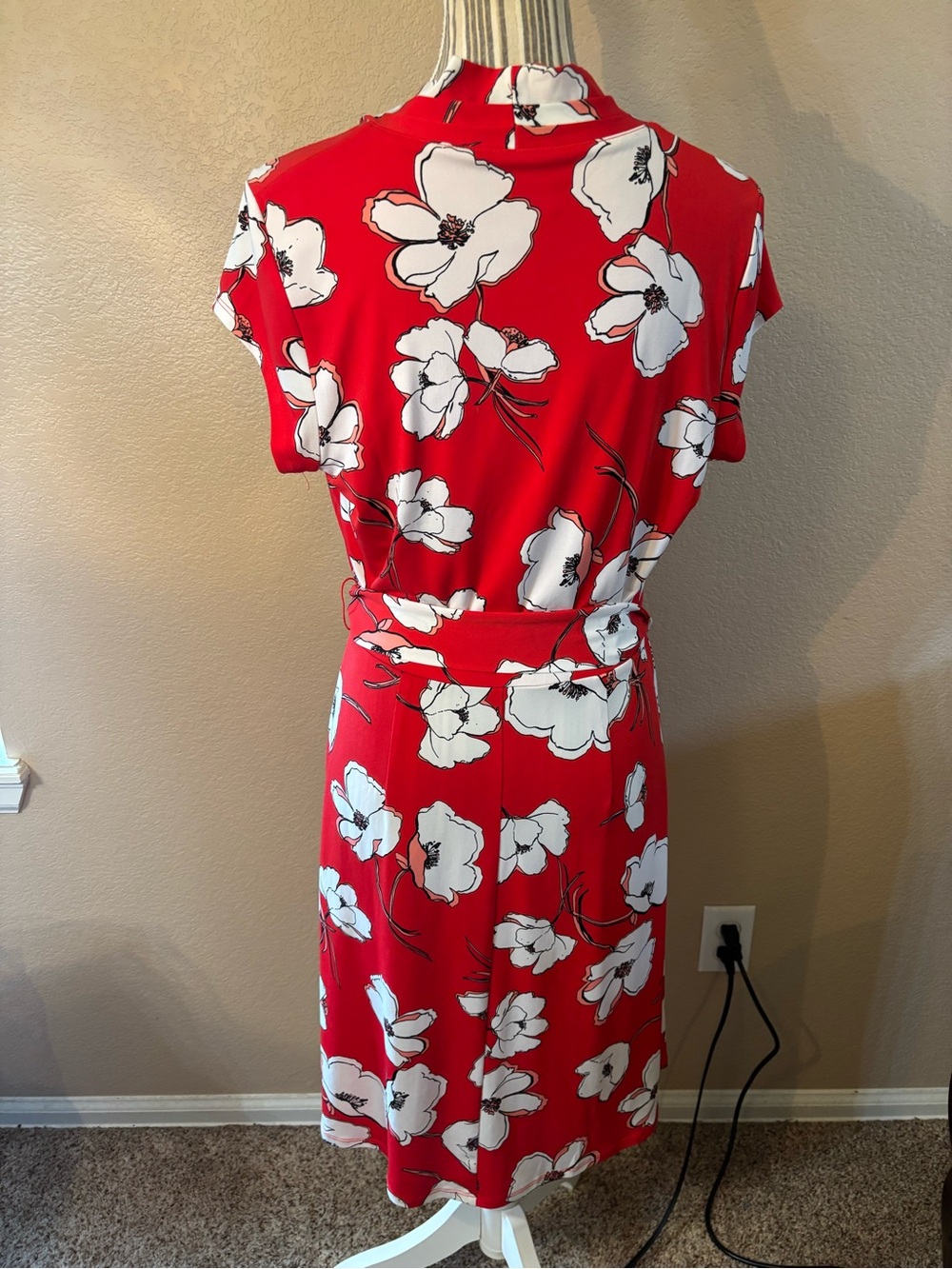 Liz Claiborne Dress Medium Red Faux-Wrap White Floral Midi Side Tie Retro Lined - Picture 6 of 13